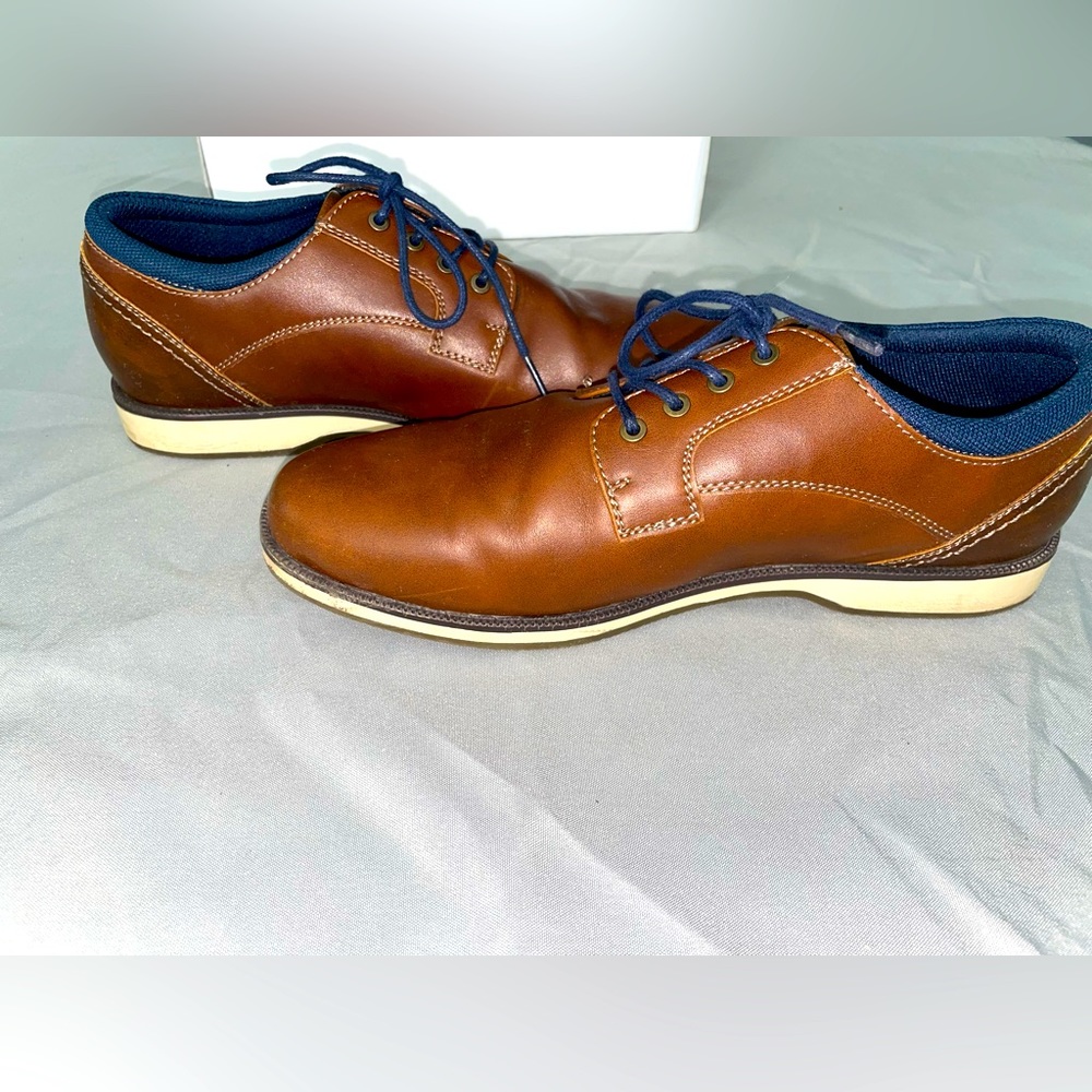 Men’s Size 7 SONOMA Dress Shoe Cognac Brown With Box - Good used condition
